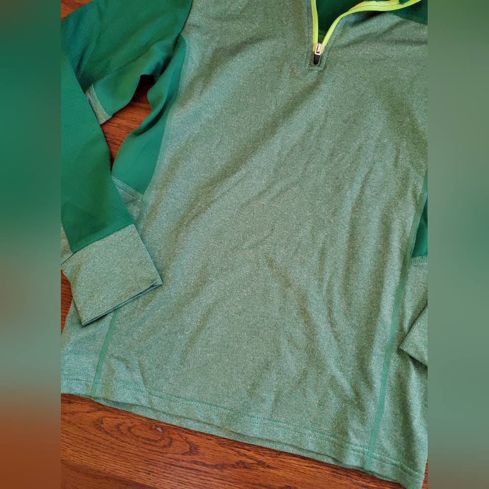 C9 by Champion Boys Medium 8/10 green long-sleeved athletic shirt - Picture 3 of 7